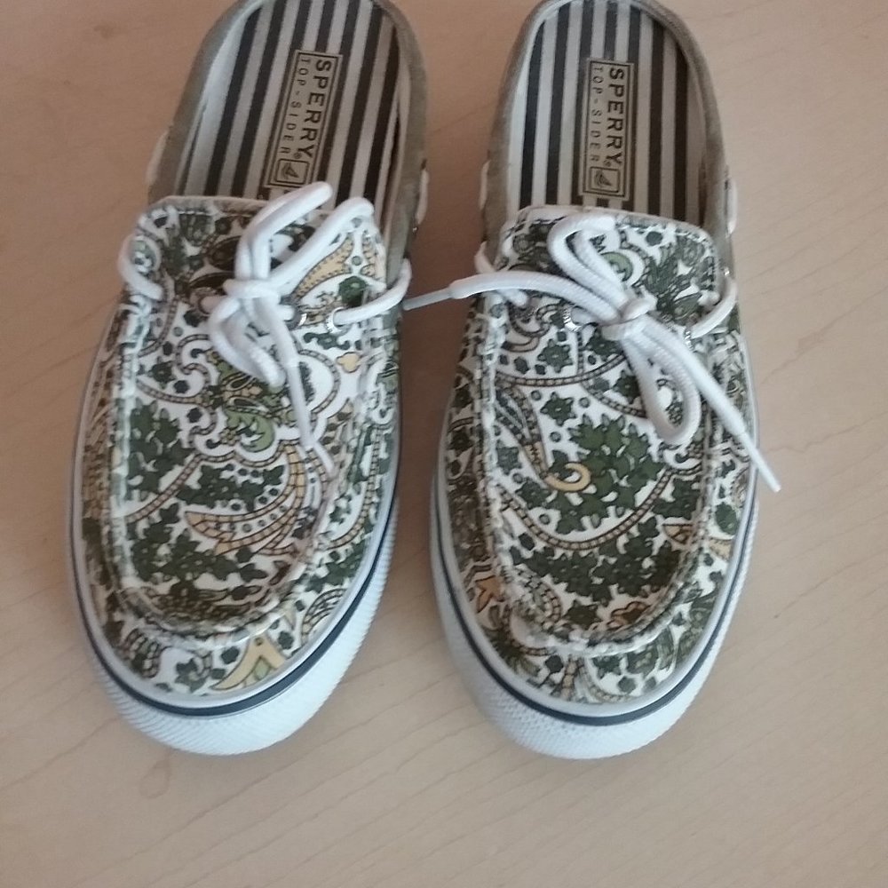 Sperry Top Sider Women's Multicolor Sneaker